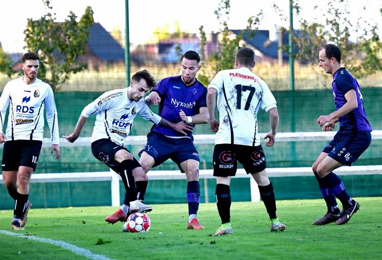 Onnodig verlies in Zepperen (2-1)